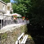 L'eau Vive Hotel 3*