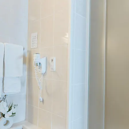 L'eau Vive Hotell 3*