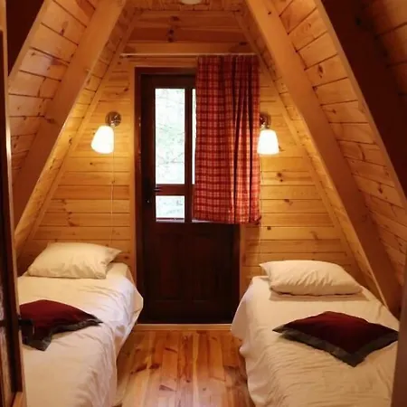 L'eau Vive Szálloda 3*