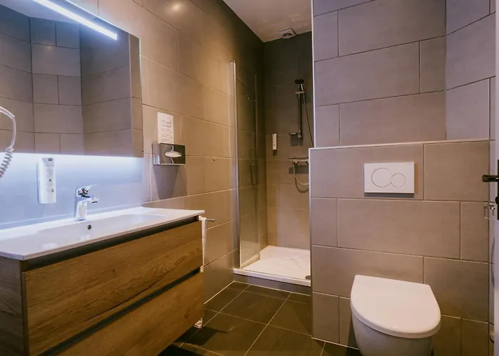 ルー ヴィーヴ ホテル 3*